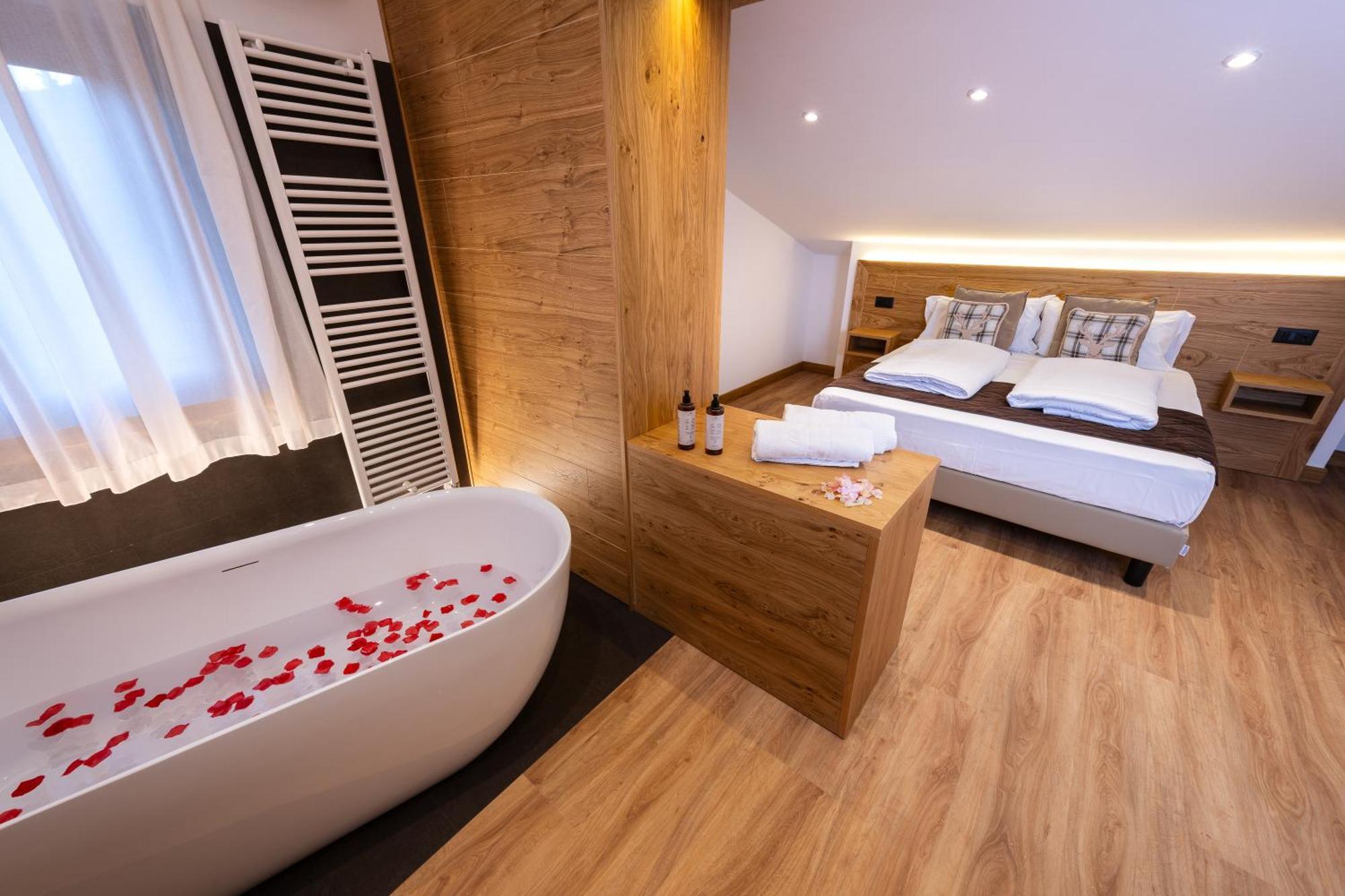 Hotel Iris Pescasseroli Bagian luar foto